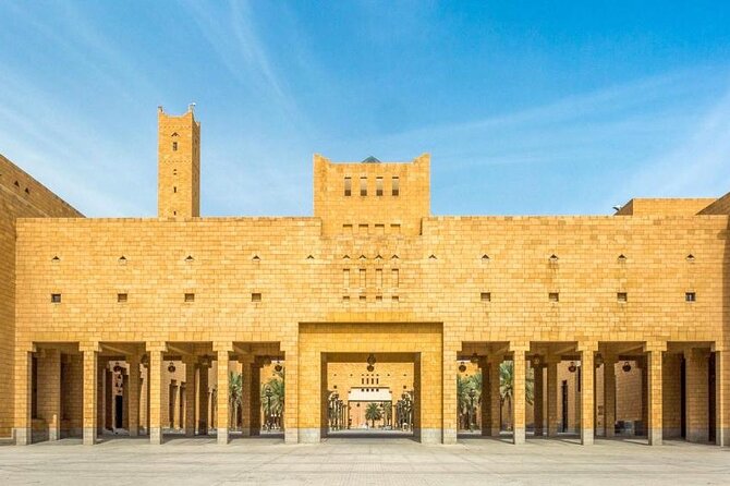 Historical Riyadh Self-Guided Audio Walking Tour - Key Points