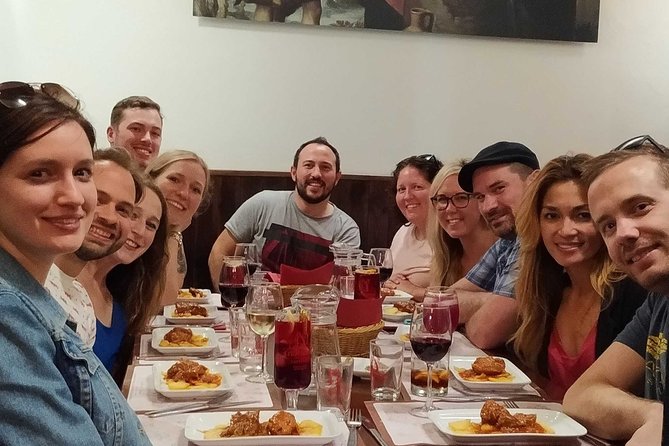 Historical Sights and Tasty Tapas in Seville's Jewish Quarter - Culinary Delights and Pairings