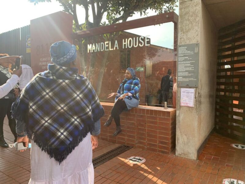 Historical Soweto & Apartheid Museum Tour - Key Points