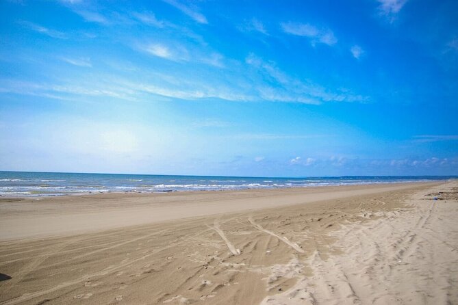 Historical Tour From Kanazawa: Beaches, Temples & Aliens in Hakui - Exploring Kanazawas Charm