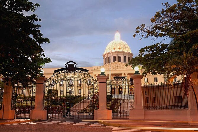 Historical Tour of Santo Domingo and 3 Eyes Caves With Lunch - Exploring Santo Domingos Colonial Zone