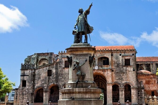 Historical Tour of Santo Domingo and 3 Eyes Caves With Lunch - Taking in Dominican Culture