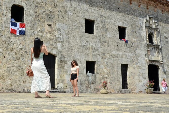 Historical Tour of Santo Domingo and 3 Eyes Caves With Lunch - Traveler Feedback and Recommendations