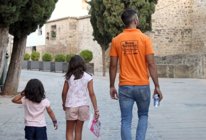 Historical Tour of Úbeda and Baeza With the Water Synagogue - Exploring Úbedas Rich History