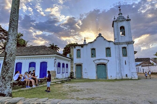Historical Tour With Cachaça Tasting - by PARATY TOURS - Cachaça Tasting Experience