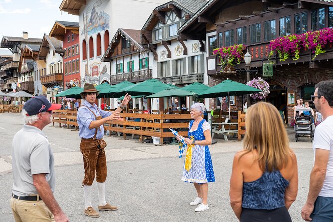 Historical Walking Tour in Leavenworth - Engaging Tour Guides