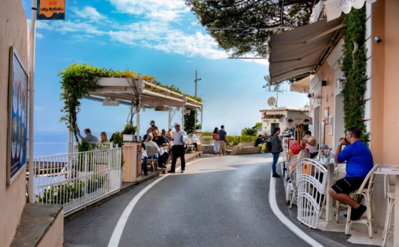 Historical Walking Tour in Ravello - Key Points