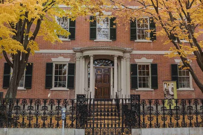 History and Hauntings of Salem Guided Walking Tour - What to Expect