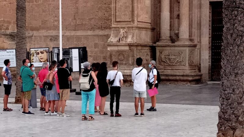 History and Hidden Corners Essential | Spanish Walking Tour - Experience and Highlights