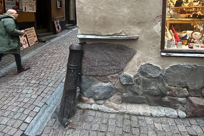 History and Secrets of Gamla Stan Audio GPS Guided Walking Tour - Uncovering Gamla Stans Hidden Gems