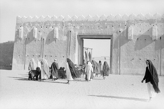 History Tour of Stories That Shaped Kuwait by Kuwaiti Guide - Key Points