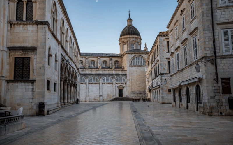 History Walking Group Tour in Dubrovnik With Licenced Guide - Tour Highlights
