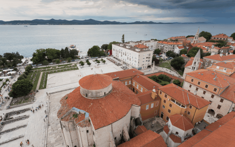 History Walking Group Tour in Old Center of Zadar - Tour Structure