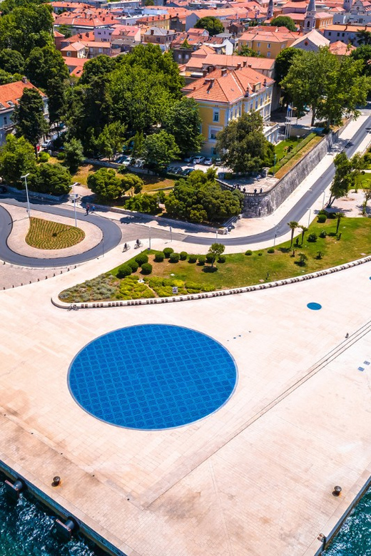 History Walking Tour in Old Center Zadar With Licenced Guide - Tour Highlights