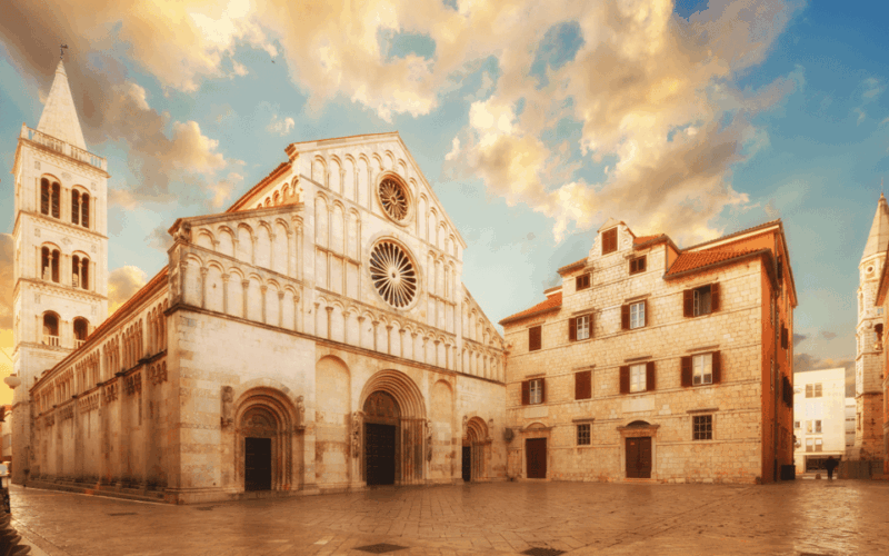 History Walking Tour in Old Center Zadar With Licenced Guide - Customer Feedback