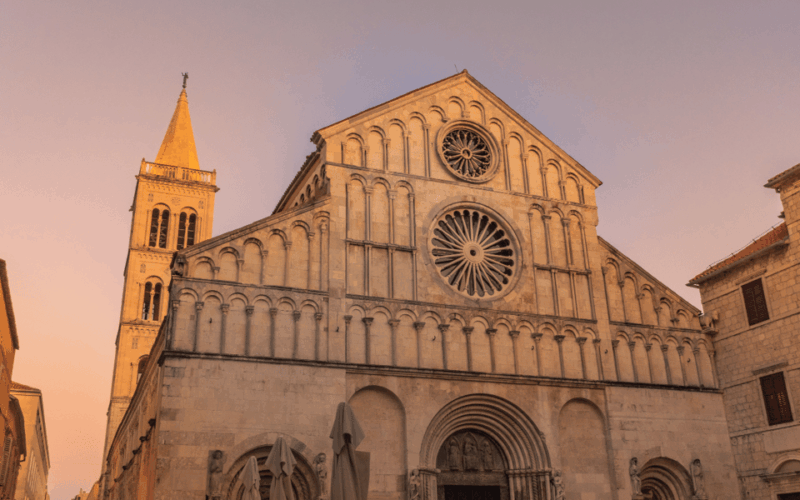 History Walking Tour in Old Center Zadar With Licenced Guide - Zadars Rich History