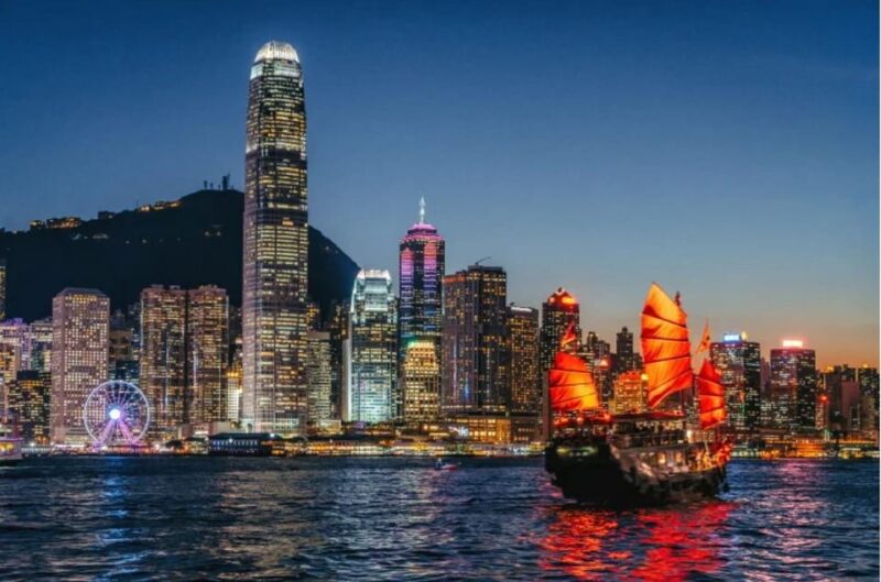 HK: Harbour Cruise Dinner, Open Top Bus, Temple Street Tour - Meeting Points and Language Options