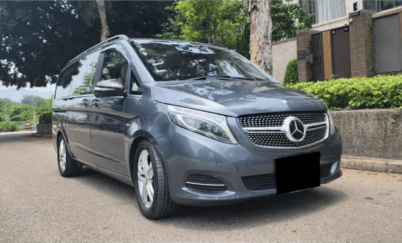 HK Island: 6 Hours Private Limo Tour - Customized Travel - Key Points