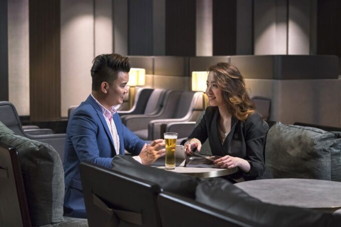 HKG Hong Kong International Airport: Premium Lounge Entry - Dining Options