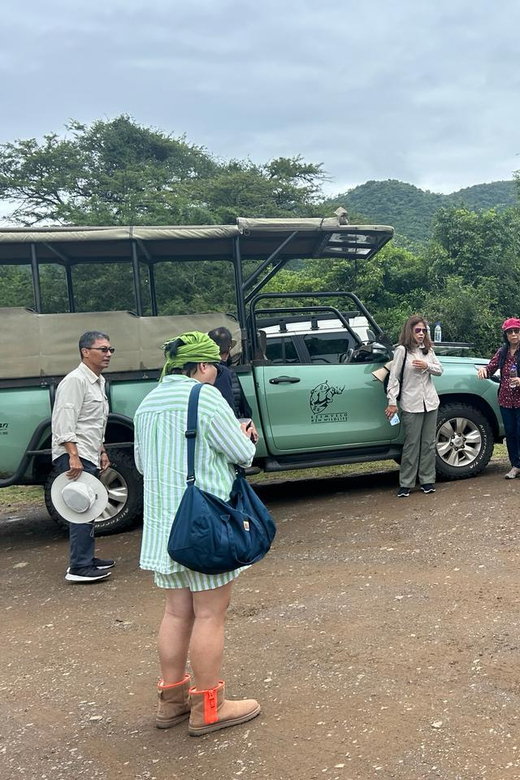 Hluhluwe Imfolozi Safari Including Open Vehicle Game Drive - Key Points