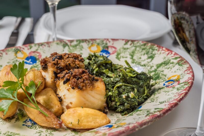 Hm: Cook Traditional and Taste Wine - Experience Details