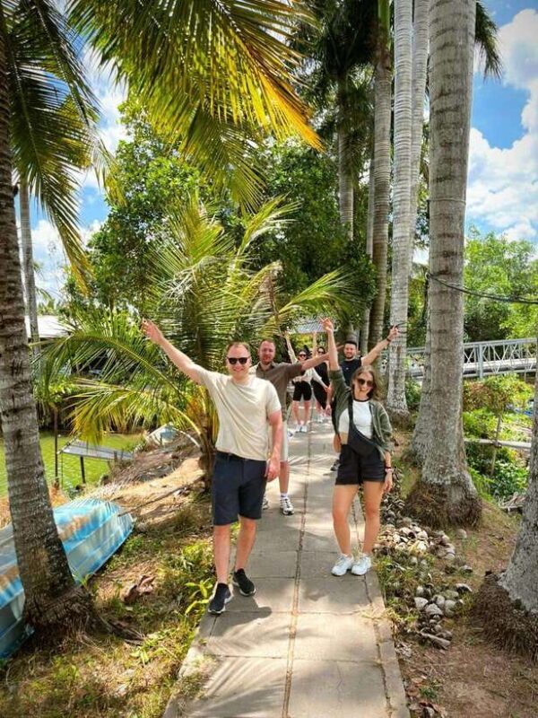 Ho Chi Minh: 1-Day Mekong Delta Tour-Floating Market & Islet - What to Bring