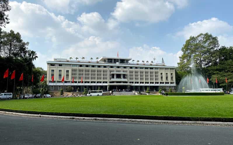 HO CHI MINH: AFTERNOON SAI GON CITY TOUR HALF DAY BY CAR - Key Points