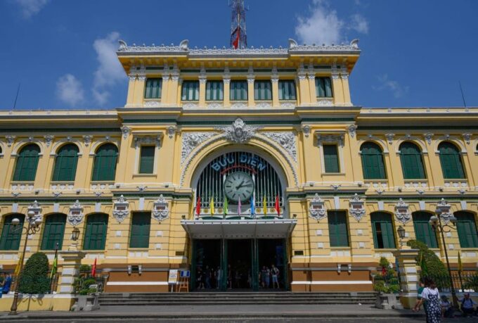 HO CHI MINH: AFTERNOON SAI GON CITY TOUR HALF DAY BY CAR - Reunification Palace