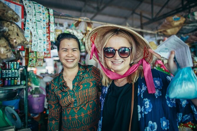 Ho Chi Minh City by Night: Ultimate Street Food Experience With 5 Food Stops - Exploring Local Markets and Restaurants