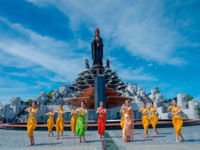 Ho Chi Minh City: Cao Dai Temple and Ba Den Mountain Tour - Activities and Experiences