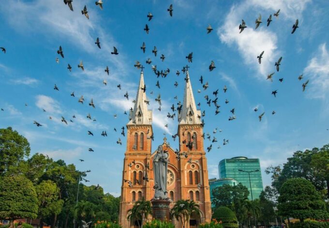 Ho Chi Minh City: Cu Chi Tunnels & City Tour With Lunch - Exploring Cu Chi Tunnels