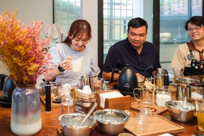 Ho Chi Minh City: Fun and Easy Coffee Workshop for Beginners - Instructor and Language