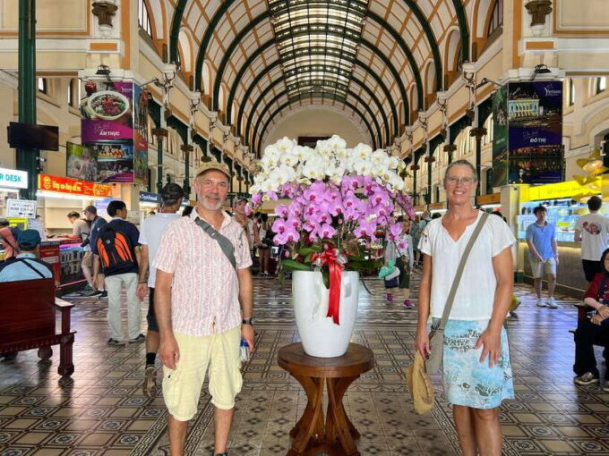 Ho Chi Minh: City Highlights Guided Walking Tour - Tour Highlights and Customer Feedback