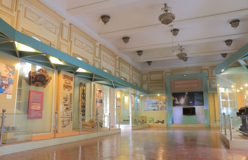 Ho Chi Minh City: History Museum and Ben Thanh Market Tour - Booking Details