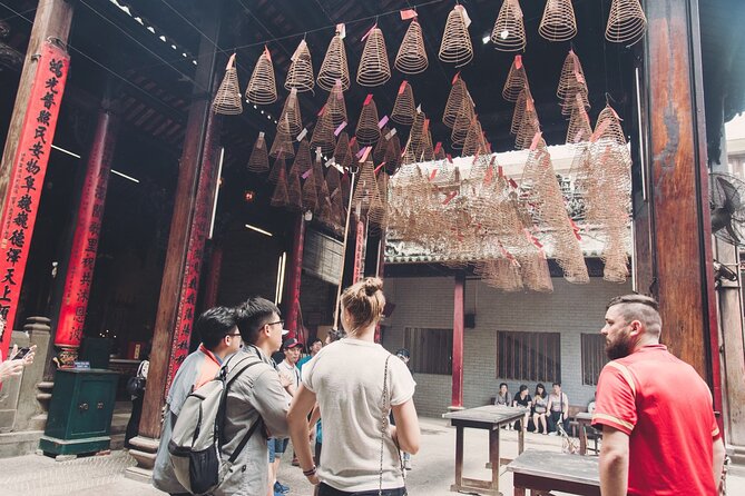 Ho Chi Minh City Motorbike Tour With Student - Tour Group Size and Accessibility