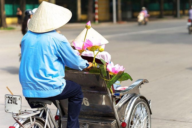Ho Chi Minh City: Private Guided Sightseeing & History Tour - Experiencing Local Culture