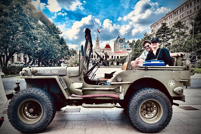 Ho Chi Minh City Private Half-Day Tour by U.S Army Jeep - Drinks and Refreshments