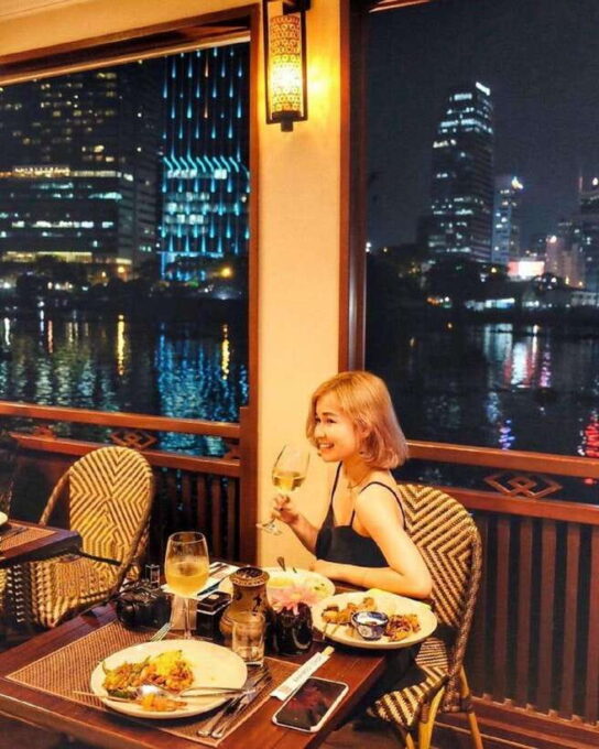 Ho Chi Minh City: Saigon River Dinner Cruise - Recommended Attire and Dress Code