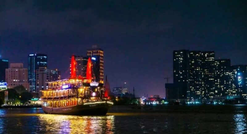 Ho Chi Minh City: Saigon River Dinner Cruise With Live Music - Vietnamese Cuisine on the Menu