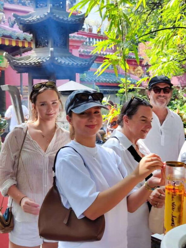 Ho Chi Minh City Sightseeing, Massage Tour With Female Guide - Massage Experience