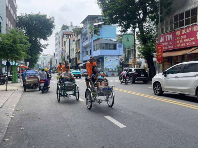 Ho Chi Minh City Sightseeing Panoramic Cycling Tour By Cyclo - Exploring Vibrant Neighborhoods