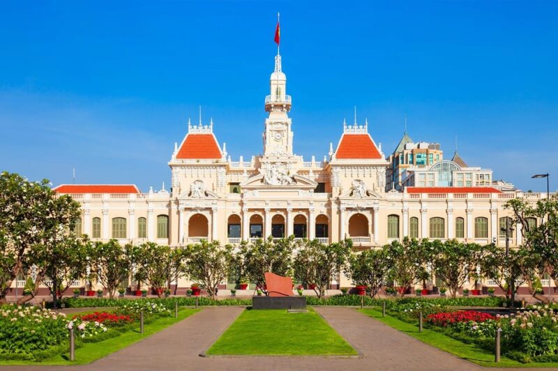 Ho Chi Minh City: Small Group City Half-Day Tour 10 People - Key Attractions