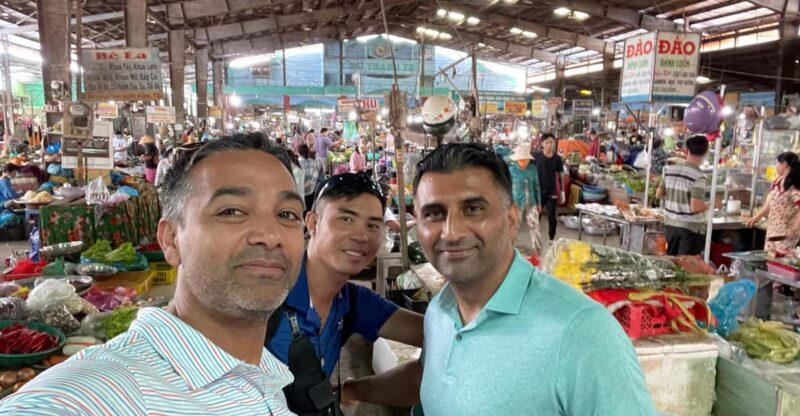 Ho Chi Minh City: Small Group City Half-Day Tour 10 People - Cultural Experience
