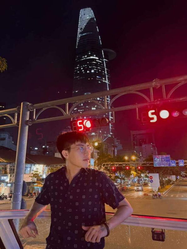 Ho Chi Minh City Street Food & Hop-On-Hop-Off Private Tour - Sightseeing and Transportation