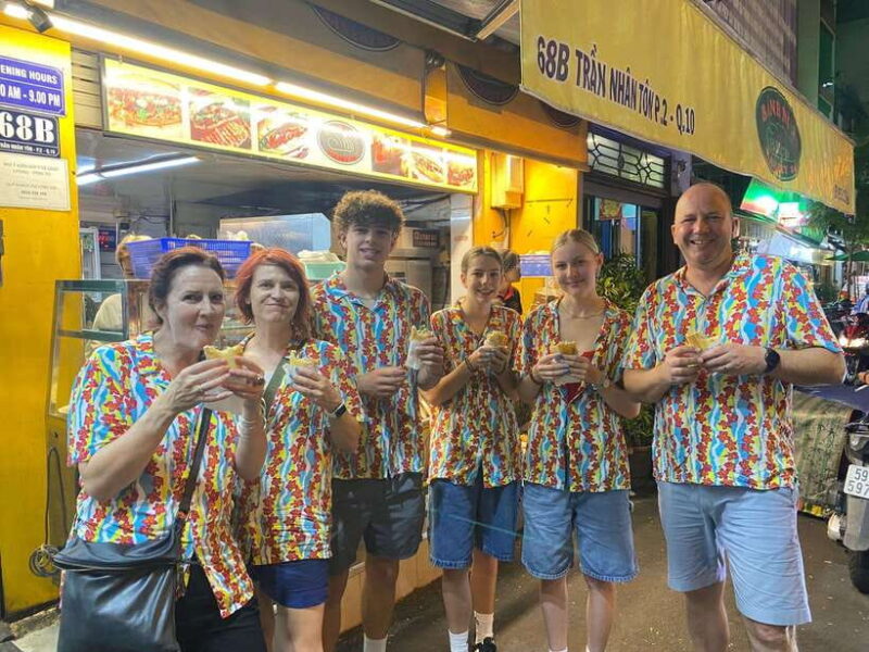 Ho Chi Minh City: Walking Food Tour With 13 Tastings - Dive Into the Culinary Delights