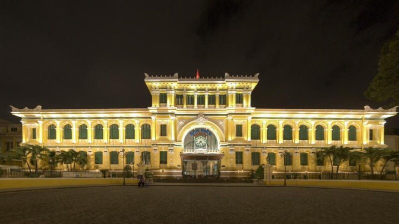 Ho Chi Minh: Explore The Most Tourist Attractions In Saigon - Saigon Central Post Office