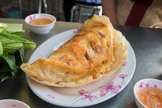 Ho Chi Minh Food Tour With Saigon Vibes - Distinctive Eateries