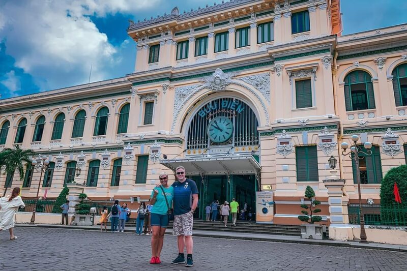 Ho Chi Minh: Guided Walking Tour of Saigon Highlights - Tour Features