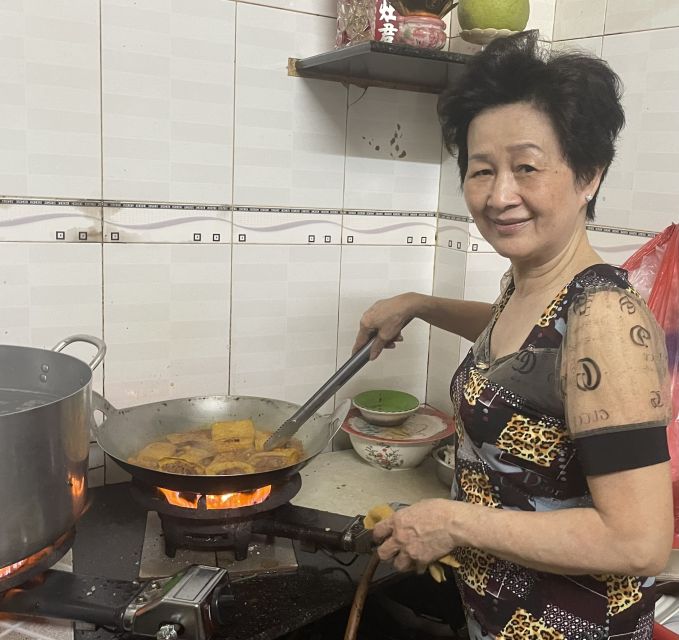 Ho Chi Minh: Local Cooking Class At Aunties Home - Cooking Techniques by Auntie Tu