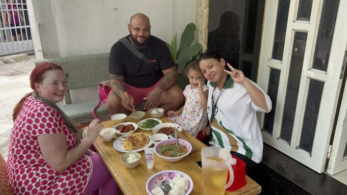 Ho Chi Minh: Local Cooking Class At Aunties Home - Conical Hat for Walking